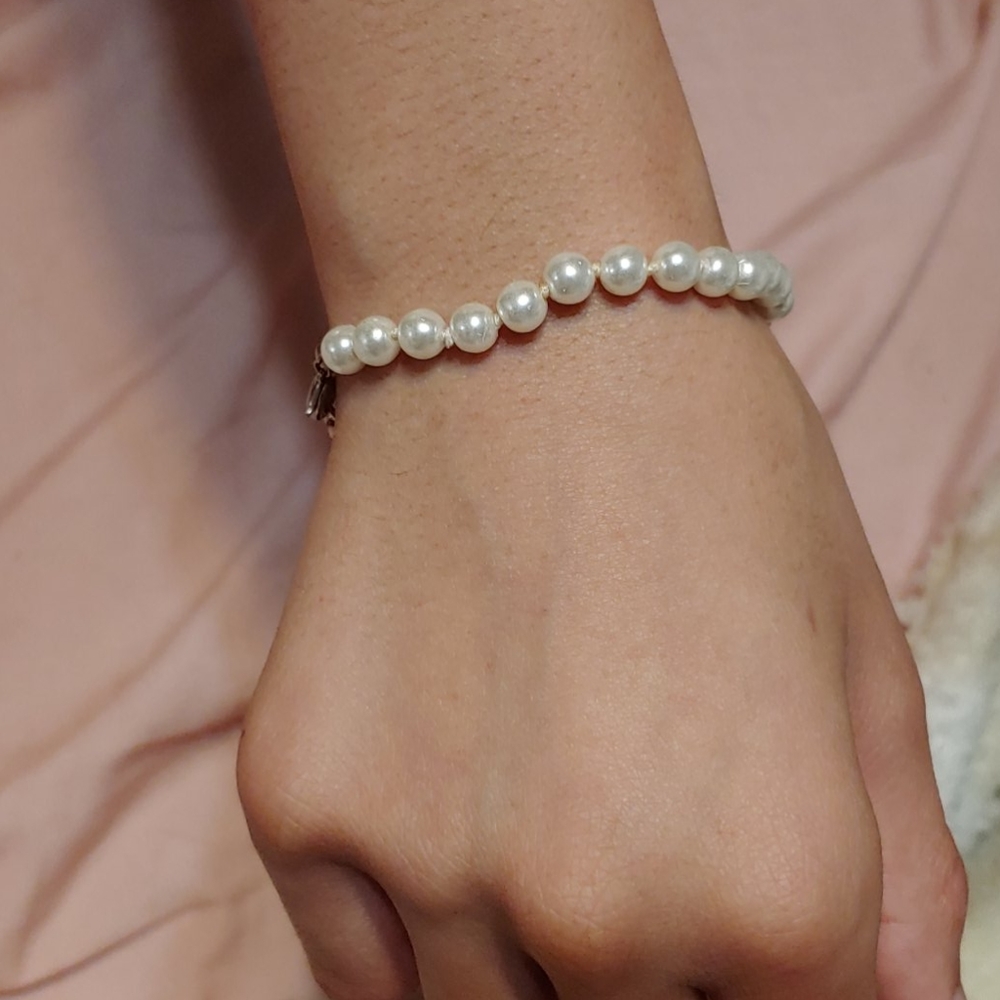 Pre-Loved Little Girls Bracelet